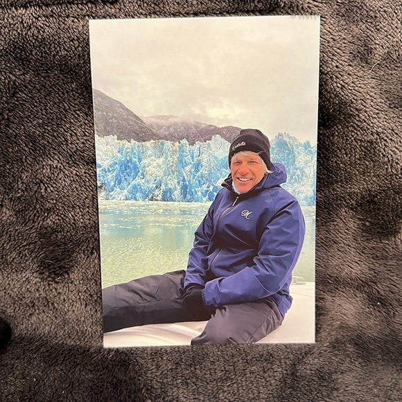 Bon Jovi box of goodies!  New! - Picture 7 of 15